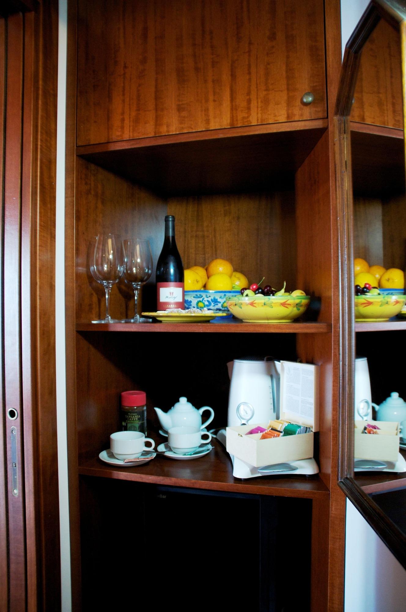 Hotel Palladio Giardini Naxos Ngoại thất bức ảnh