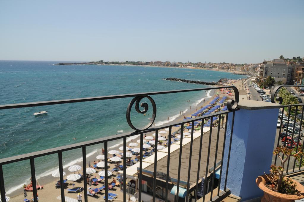 Hotel Palladio Giardini Naxos Ngoại thất bức ảnh