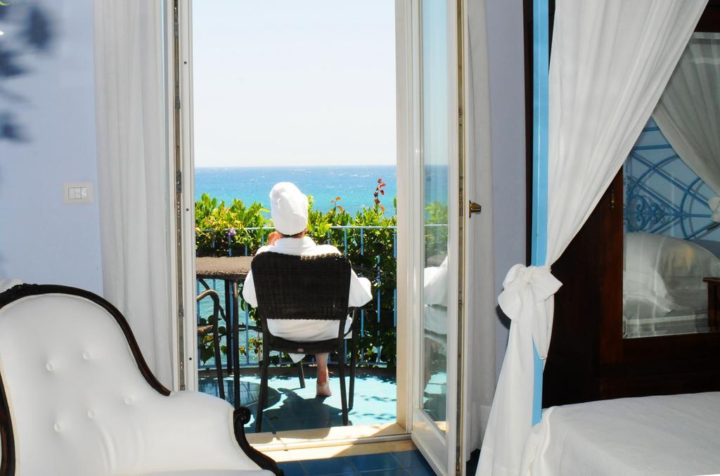 Hotel Palladio Giardini Naxos Ngoại thất bức ảnh