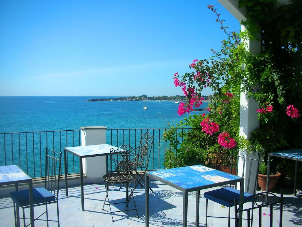Hotel Palladio Giardini Naxos Ngoại thất bức ảnh