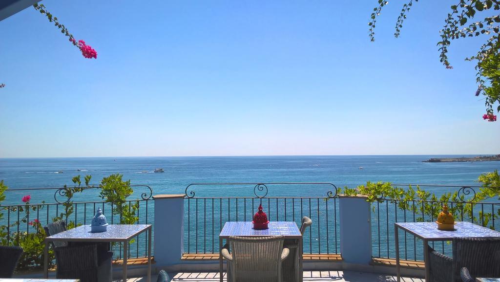 Hotel Palladio Giardini Naxos Ngoại thất bức ảnh