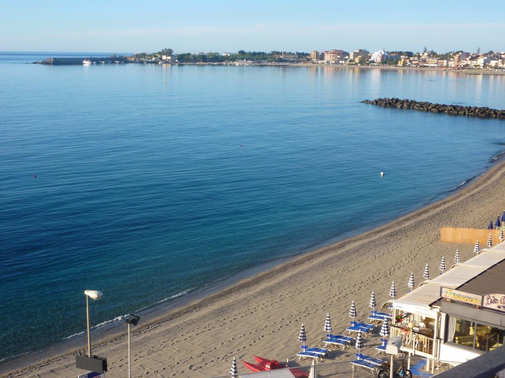 Hotel Palladio Giardini Naxos Ngoại thất bức ảnh
