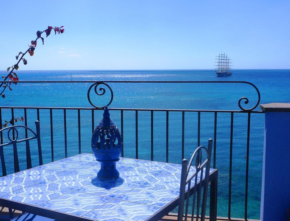 Hotel Palladio Giardini Naxos Ngoại thất bức ảnh